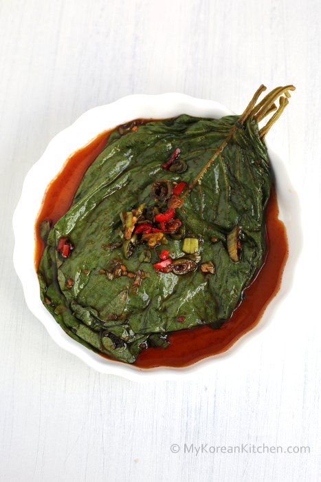 Pickled Perilla Leaves in Soy Sauce (Kkaennip Jangajji)